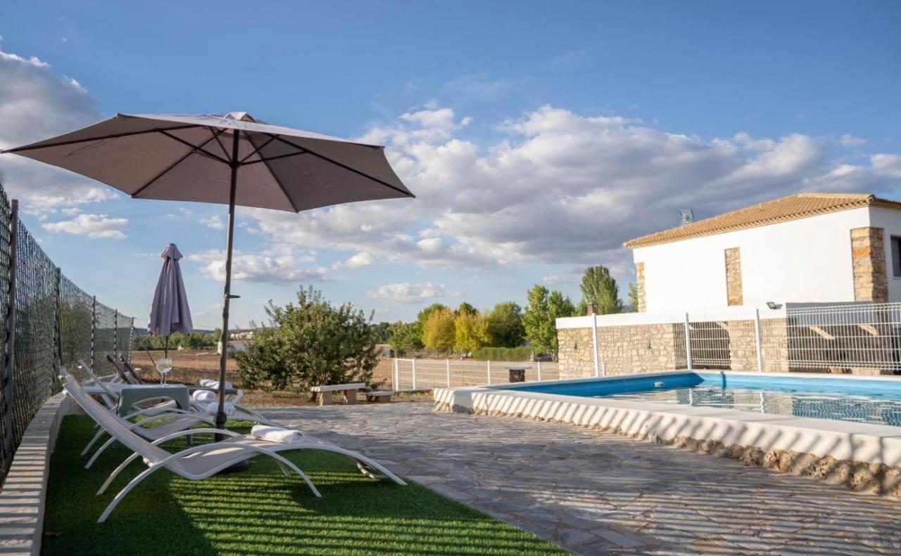 Alojamiento Rural La Granja De Las Monjas Jaen Luaran gambar