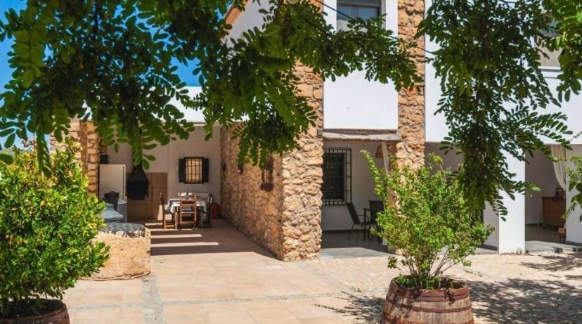 Alojamiento Rural La Granja De Las Monjas Jaen Luaran gambar